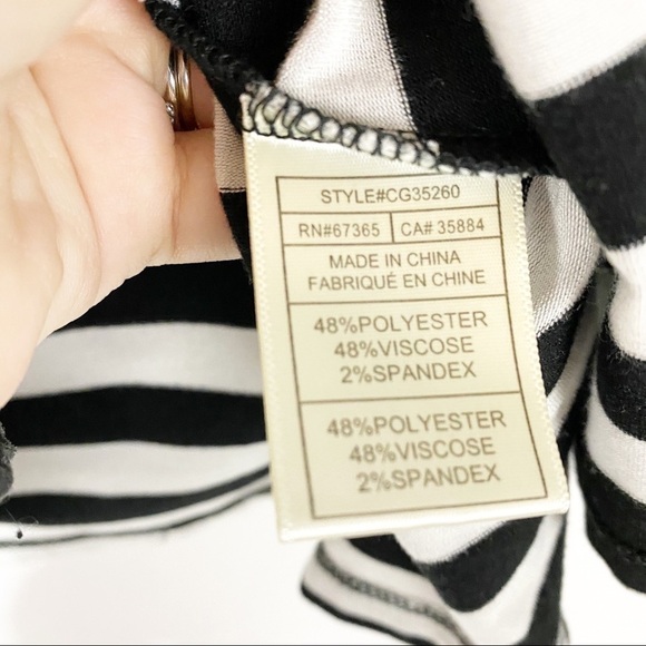 Cupcakes & Cashmere Stripe Sleeveless Top - Picture 3 of 4